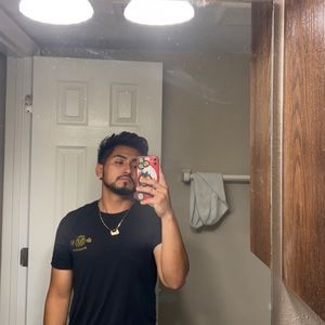 Meet your Posher, Josue